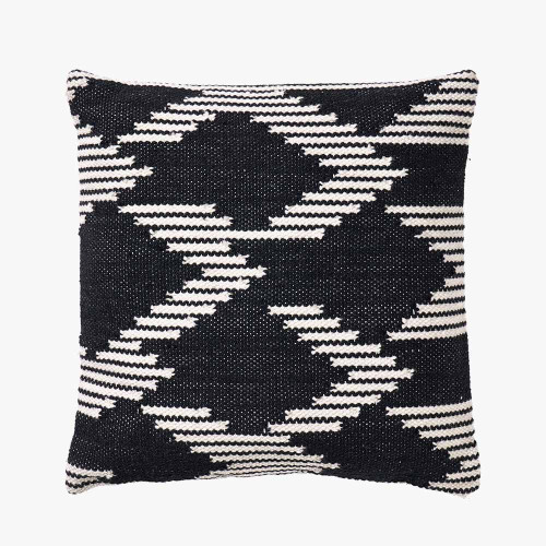 Indoor Outdoor Polyester Black and White Chevron Design Scatter Cushion