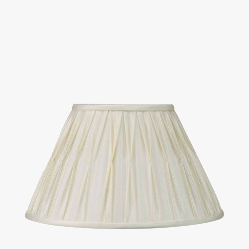 25cm Cream Polysilk Pinch Pleat Shade